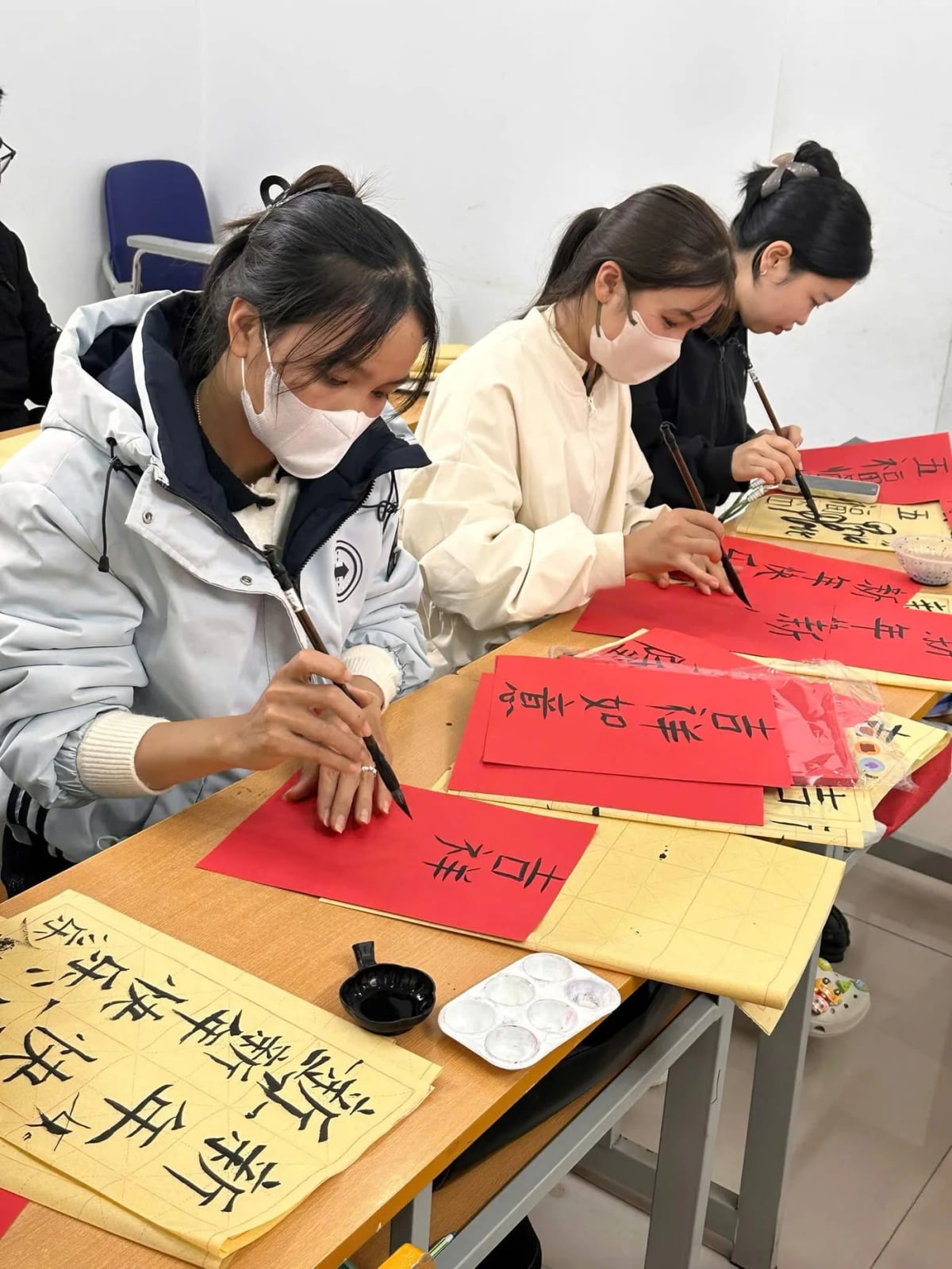 Buổi trải nghiệm thư pháp