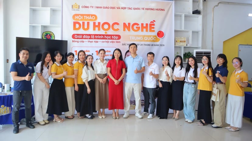 Ban tổ chức hội thảo du học nghề Trung Quốc tại Hương Hương