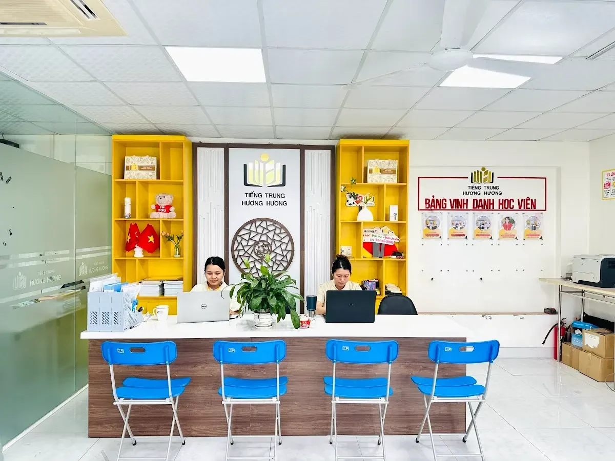 Quầy lễ tân