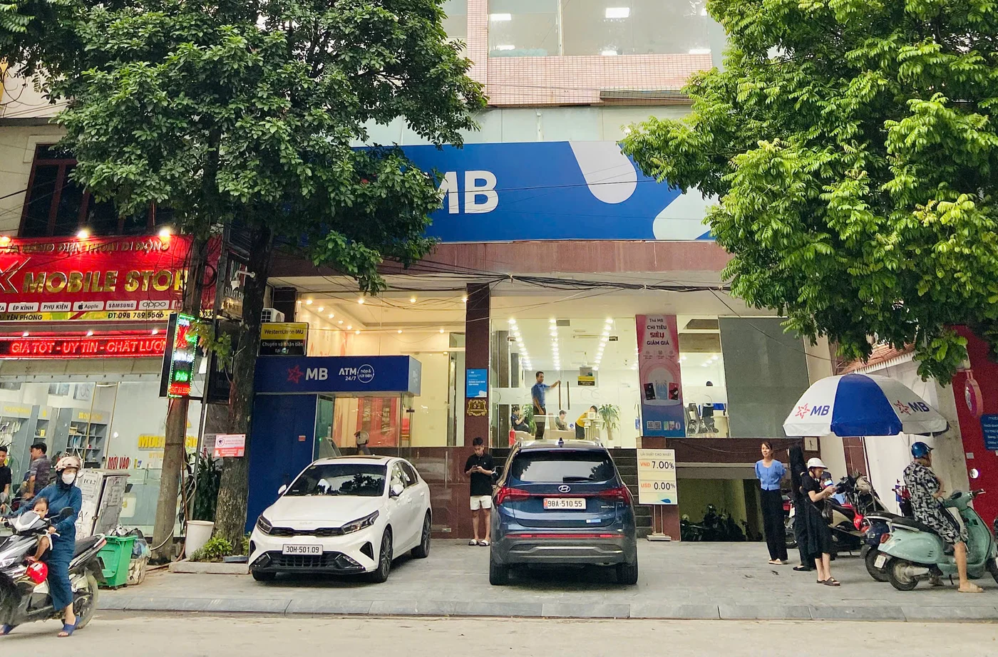 Toà nhà cơ sở Yên Phong